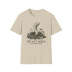 'The Soil's Oracle' Worm T-Shirt